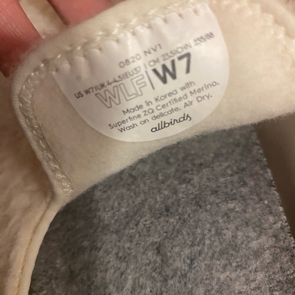 ALLBIRDS Wool Dwellers White Fuzzy Hard Sole Slippers - Picture 9 of 10